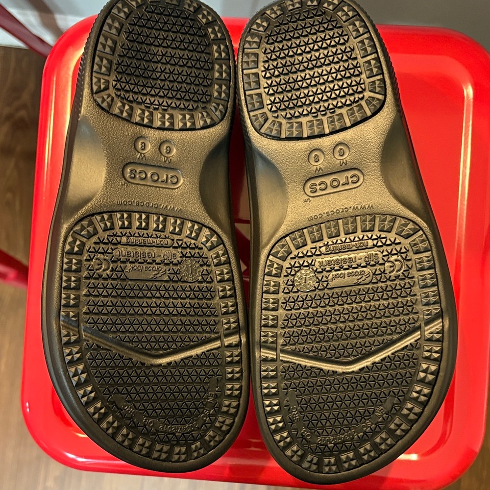 CROCS Black Dual Comfort Slip-Ons - Picture 5 of 7